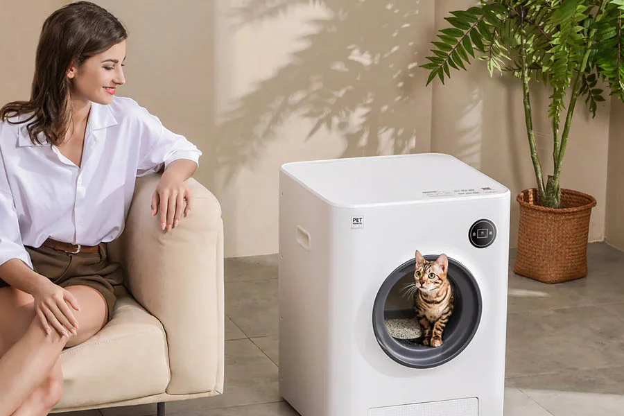 cat litter box that cleans itself