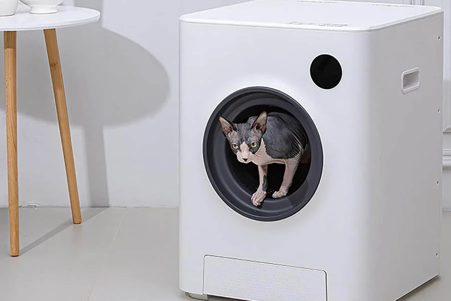 cat litter box that cleans itself